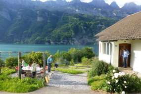 Ferienhaus mit Kanu- und Paddelbooten am Walensee für 1 - 10 (12) Personen (Nr. 310 - Ferienhaus Ostschweiz)