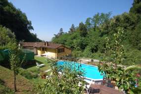 Toskana - Ferienhaus Nr. 1035 im Grünen mit Pool und der Garten ist eingezäunt für 1 - 6 Personen
